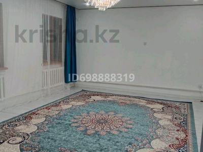 Жеке үй · 3 бөлме · 100 м² · 11 жүзд., Курашасай , Қанағат — 77 мектептің жанында, бағасы: 16.5 млн ₸ в Актобе
