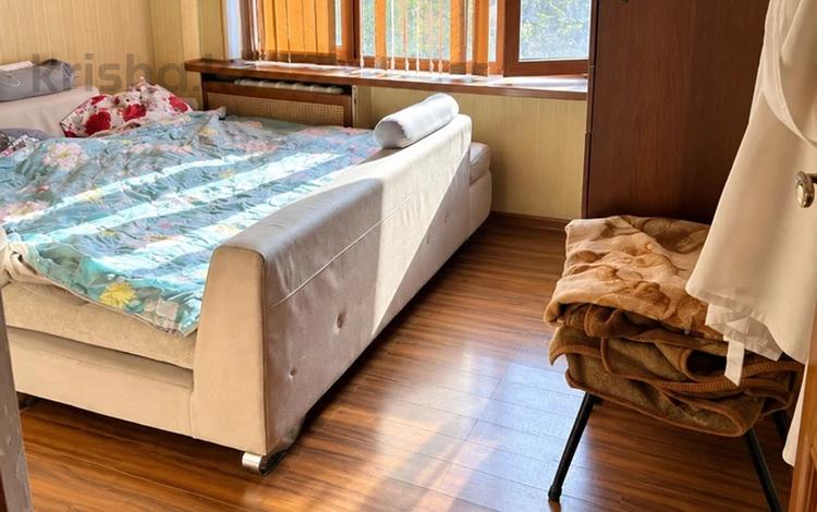 2-комнатная квартира · 60 м² · 4/5 этаж, Байзакова 116 за 250 000 ₸ в Алматы, Алмалинский р-н — фото 2