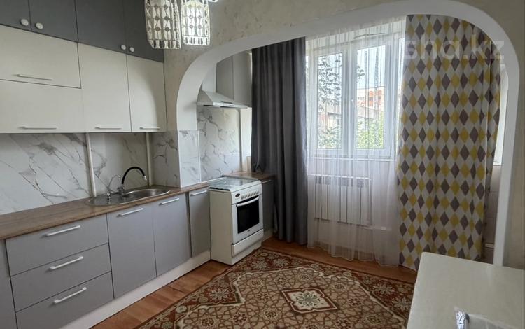 3-комнатная квартира · 73 м² · 4/9 этаж, мкр Аксай-4 57 — Улугбека за 53 млн ₸ в Алматы, Ауэзовский р-н — фото 2
