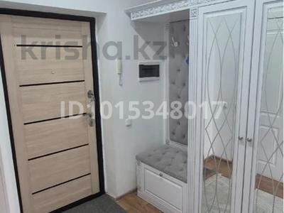 1-бөлмелі пәтер · 37 м² · 13/17 қабат, Юго-Восток ш/а., Бауыржана Момышулы 24, бағасы: 17.5 млн ₸ в Караганде, Казыбек би р-н