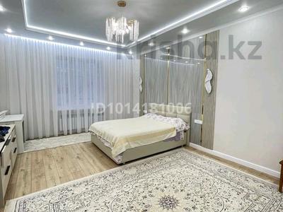 Отдельный дом · 5 комнат · 200 м² · 10 сот., Саяхат 30/33 — ОБМЕН МАШИНУ за 35 млн ₸ в 