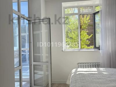 3-комнатная квартира · 100 м² · 1/5 этаж, мкр Юго-Восток, Сатыбалдина 17/4 — Камтла ресторан за 55 млн ₸ в Караганде, Казыбек би р-н