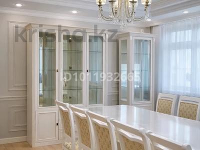 5-комнатная квартира · 198 м² · 2/9 этаж, 17-й мкр. 104 за 2 млн 〒 в Актау, 18-й мкр 