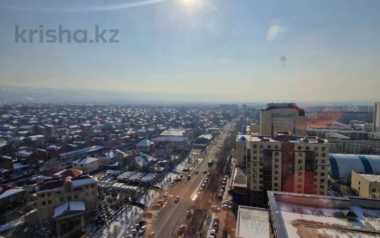 4-комнатная квартира · 162 м² · 16/17 этаж, мкр Мамыр-1 — СРОЧНО за 138 млн 〒 в Алматы, Ауэзовский р-н — фото 7