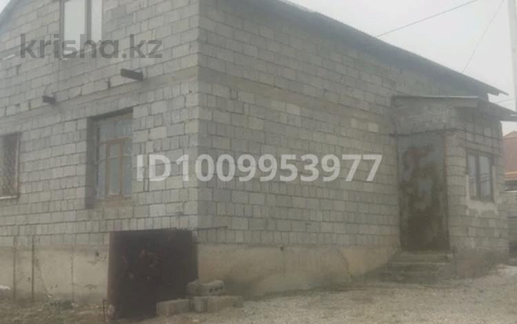 Отдельный дом · 4 комнаты · 160 м² · 10 сот., Абулхаир хан 3 — Шұғыла за 12 млн ₸ в Кентау — фото 2