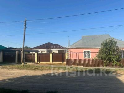 Жеке үй · 4 бөлме · 122 м² · 15 жүзд., Отан 7 — Аптека, бағасы: 50 млн ₸ в Круглоозерном
