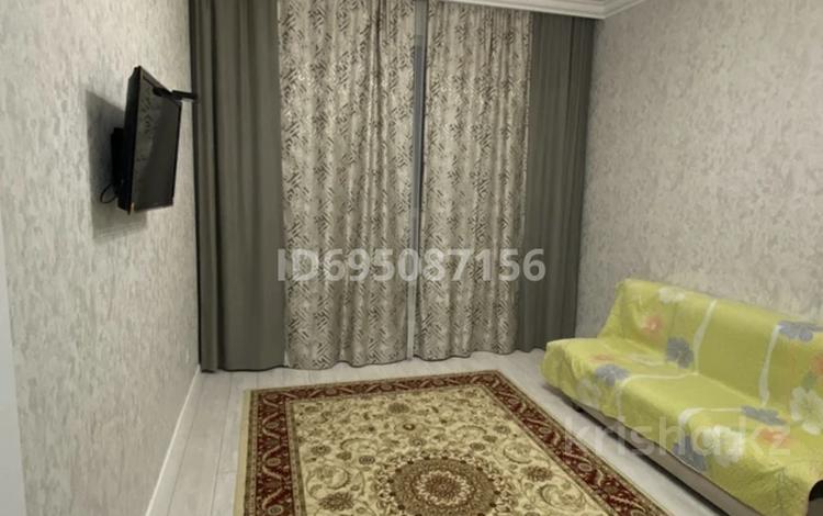 1-комнатная квартира, 35 м², 3 этаж помесячно, Ахмет Байтурсынулы 14 за 170 000 〒 в Астане, Алматы р-н — фото 2