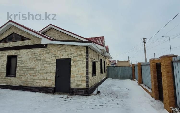 Отдельный дом · 2 комнаты · 100 м², Аз Тауке за 200 000 ₸ в Атырау — фото 2