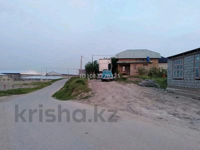 Отдельный дом · 6 комнат · 150 м² · , Арал 29а — Рядом с мед колледж Абу Али Ибн Сина за 20 млн ₸ в Сарыагаш