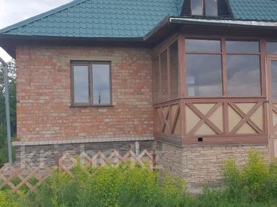 Отдельный дом · 5 комнат · 226 м² · 25 сот., Зелёная 17 за 33 млн 〒 в Усть-Каменогорске, Ульбинский