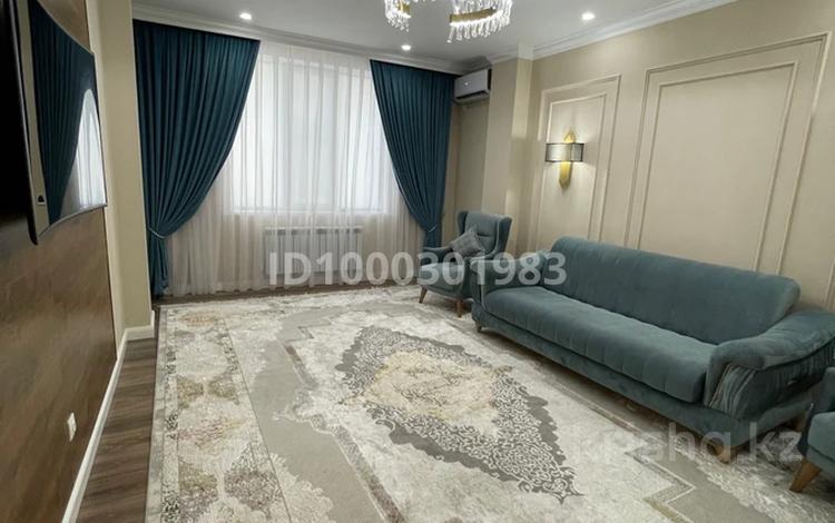 2-бөлмелі пәтер · 90 м² · 7/9 қабат, мкр Нурсая, Абулхайыр хана 74-1, бағасы: 350 000 ₸ в Атырау — фото 2