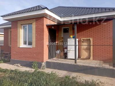 Отдельный дом · 3 комнаты · 100 м² · 5 сот., 11-я улица 29/2 за 27 млн ₸ в Уральске