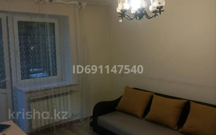 1-комнатная квартира, 35 м², 2/4 этаж помесячно, Сейфуллина 470