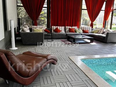Дом · 2 комнаты · 200 м², мкр Мирас — Кенесары хана за 100 000 ₸ в Алматы, Бостандыкский р-н