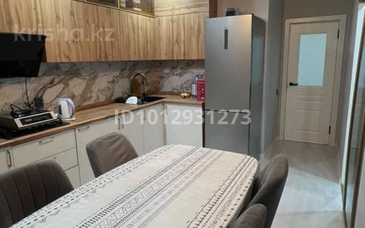 2-бөлмелі пәтер · 62 м² · 10/10 қабат, мкр Шугыла, Мкр. Шугыла 340/3к15 — За акиматом, бағасы: 260 000 ₸ в Алматы, Наурызбайский р-н — фото 2
