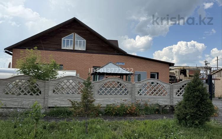 Жеке үй · 4 бөлме · 100 м² · 10 жүзд., Мкр Заречный ул Абая 134 — РОВД ,Пожарная часть,7 школа, бағасы: 30 млн ₸ в Щучинске — фото 2