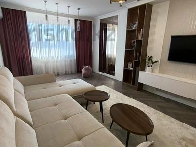 Пәтерлер в Астане: 3-бөлмелі пәтер · 90 м² · 12 қабат · ай сайын, Сауран 15, бағасы: 750 000 〒 3-бөлмелі пәтер · 90 м² · 12 қабат · ай сайын, Сауран 15, бағасы: 750 000 〒 в Астане, Есильский р-н