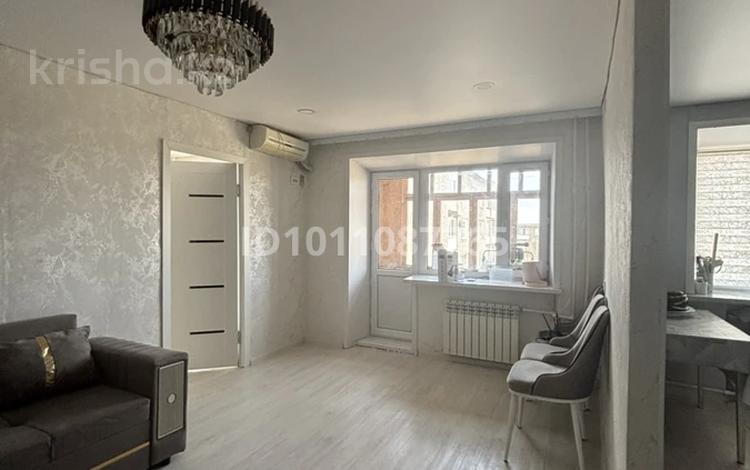 2-комнатная квартира · 44 м² · 4/5 этаж, бульвар Гарышкерлер 23 за 14 млн ₸ в Жезказгане — фото 2