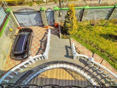 Аренда домов или дач в Алматы: Отдельный дом · 5 комнат · 420 м², мкр Ерменсай за 2 млн 〒 Отдельный дом · 5 комнат · 420 м², мкр Ерменсай за 2 млн 〒 в Алматы, Бостандыкский р-н