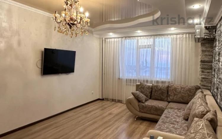 2-бөлмелі пәтер, 75 м², 2/16 қабат ай сайын, 17-й мкр 3, бағасы: 270 000 〒 в Актау, 17-й мкр — фото 10