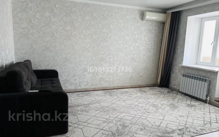 2-бөлмелі пәтер · 64 м² · 7/9 қабат, мкр. Алтын орда, А.Молдагулова — Молдагулова-Мангилик ел, бағасы: 27 млн ₸ в Актобе — фото 2