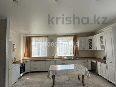 Отдельный дом · 6 комнат · 230 м² · 10 сот., Дауа 3 за 63 млн 〒 в Экибастузе