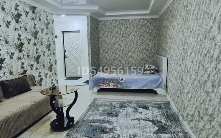 1-комнатная квартира · 35 м² · 3/9 этаж, 11-й мкр 8 за 8 000 ₸ в Актау — фото 32