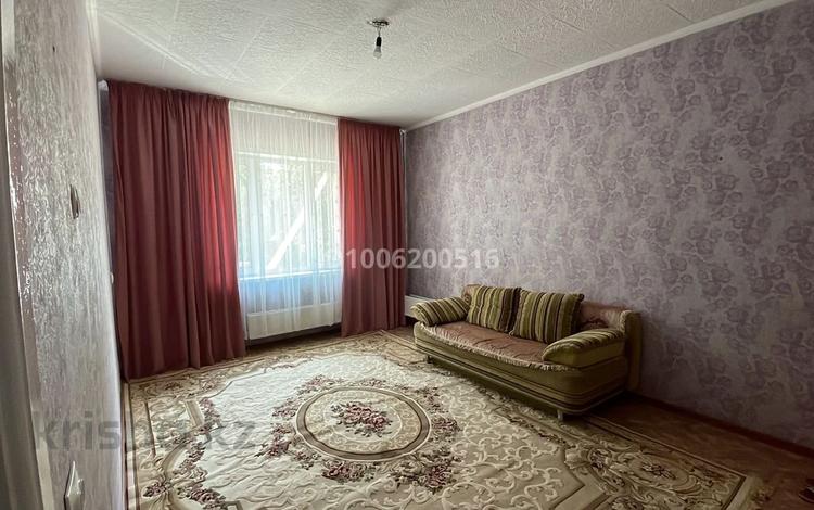 1-бөлмелі пәтер · 45 м² · 2/5 қабат, мкр Аса 21, бағасы: 12 млн ₸ в Таразе — фото 2