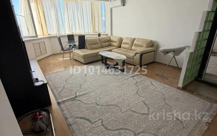 3-бөлмелі пәтер · 80.3 м² · 9/10 қабат, Студенческая 190Б, бағасы: 36 млн ₸ в Атырау — фото 2