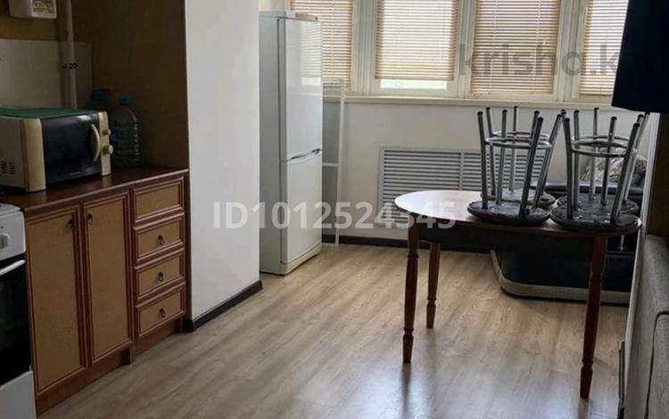 1-бөлмелі пәтер · 50 м² · 4/8 қабат, мкр. Алтын орда 72к — Клиника Дару, бағасы: 150 000 ₸ в Актобе — фото 2