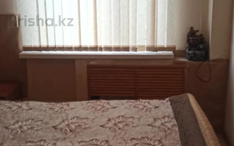 3-комнатная квартира · 58 м² · 4/5 этаж, 16-й микрорайон 38 за 150 000 ₸ в Шымкенте, Аль-Фарабийский р-н — фото 2