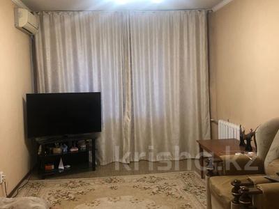 3-комнатная квартира, 70.7 м², 3/5 этаж, мкр 8, гришина за 21 млн 〒 в Актобе, мкр 8