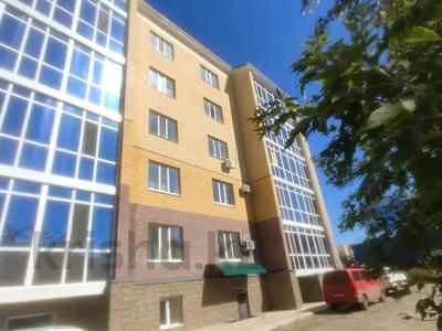 Свободное назначение, офисы, магазины и бутики, склады, общепит, салоны красоты, медцентры и аптеки, образование, развлечения · 75 м² за 200 000 〒 в Петропавловске