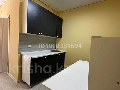 1-комнатная квартира · 35 м² · 1/2 этаж, Ул,Райымбека 40 — Возле Олимпийского города за 120 000 ₸ в Алматы