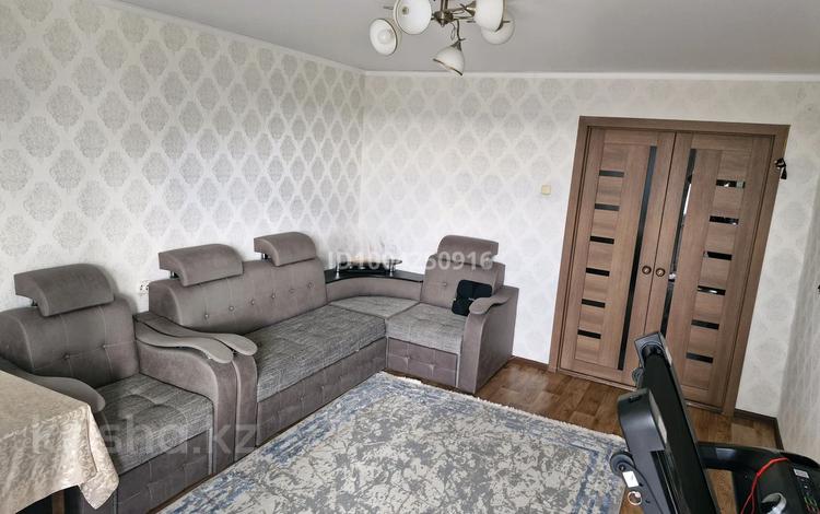 3-комнатная квартира · 64.7 м² · 7/9 этаж, Сталелитейная 3/3 за 19 млн ₸ в Караганде, Алихана Бокейханова р-н — фото 2