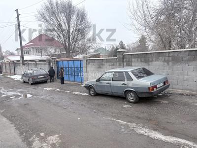 Отдельный дом · 7 комнат · 250 м² · 18 сот., Байгазиева 166б — За магазином Умит за 500 000 〒 в Каскелене