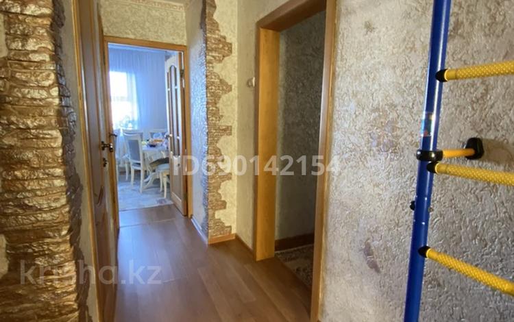 4-бөлмелі пәтер · 81.6 м² · 4/10 қабат, Сатпаева 12, бағасы: 28 млн ₸ в Экибастузе — фото 3