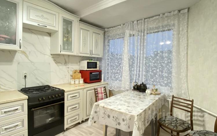 2-бөлмелі пәтер · 60 м² · 9/9 қабат, мкр Жана Орда, бағасы: 21 млн ₸ в Уральске — фото 2
