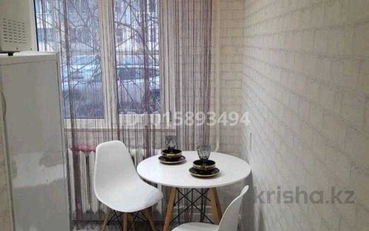 1-комнатная квартира · 50 м² · 1/5 этаж, Хамида Чурина 162 — Домбыта за 12 000 ₸ в Уральске, мкр Школьник — фото 14