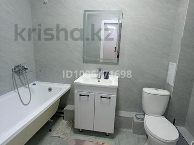 1-комнатная квартира · 38 м² · 1/9 этаж, Райымбек батыра 275 за 190 000 〒 в 