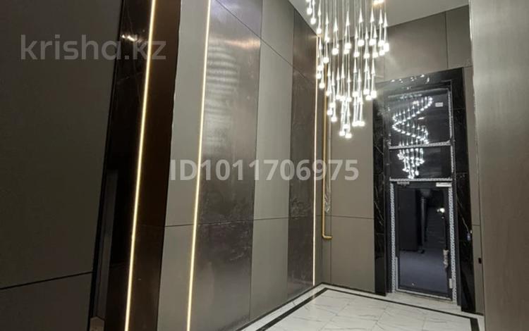 2-комнатная квартира · 67 м² · 4/7 этаж, Маметова 44 за 40 млн ₸ в Уральске — фото 2