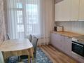2-комнатная квартира · 65 м² · 11/12 этаж, Санжара Асфендиярова 4 за 300 000 ₸ в Астане, Нура р-н