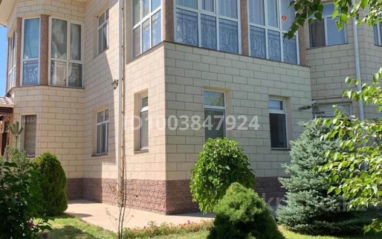 Отдельный дом · 6 комнат · 250 м² · , мкр Тараз 65 — Айша биби за 160 млн ₸ в Шымкенте, Аль-Фарабийский р-н — фото 2