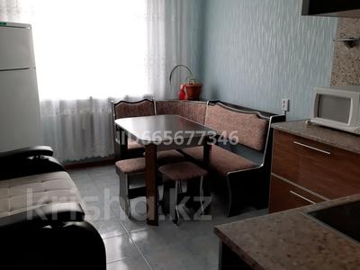 Пәтерлер в Павлодарской обл.: 1-бөлмелі пәтер · 34 м² · 4/9 қабат · ай сайын, Шакарима Кудайбердыулы 8, бағасы: 120 000 〒 1-бөлмелі пәтер · 34 м² · 4/9 қабат · ай сайын, Шакарима Кудайбердыулы 8, бағасы: 120 000 〒 в Павлодаре