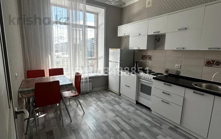 1-комнатная квартира · 40 м² · 4/10 этаж, мкр Комсомольский, Алихана Бокейхана 11а за 220 000 〒 в Астане, Есильский р-н — фото 2