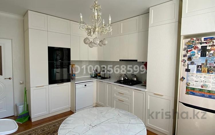 2-бөлмелі пәтер · 68 м² · 4/10 қабат, Ақсай-1А ш/а. 27Б, бағасы: 45 млн ₸ в Алматы, Ауэзовский р-н — фото 2