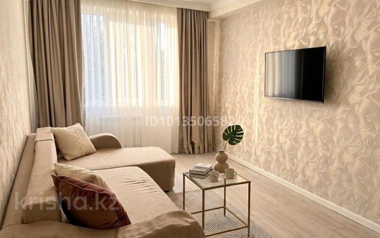2-бөлмелі пәтер · 63 м² · 4/9 қабат, Казыбек би 125 — Досмухамедова, бағасы: 400 000 ₸ в Алматы, Алмалинский р-н — фото 2