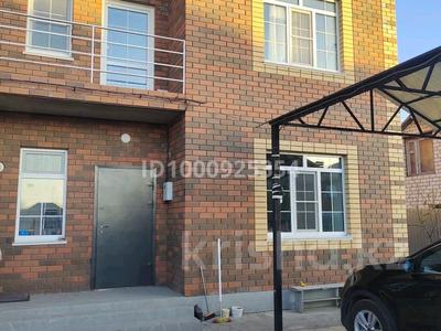 Отдельный дом · 4 комнаты · 180 м² · 2 сот., мкр Северо-Восток, Жазира 82/2 — Пересечение коняхина за 68 млн 〒 в Уральске