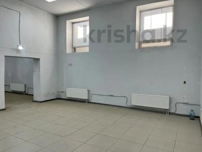 Свободное назначение, офисы, магазины и бутики, склады, общепит, салоны красоты, бани, гостиницы и зоны отдыха, фитнес и спорт, медцентры и аптеки, образование, развлечения · 109 м² за 450 000 ₸ в Астане, Алматы р-н