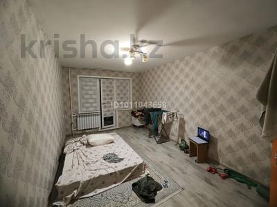 1-комнатная квартира · 32 м² · 4/5 этаж, Майкудук, Майкудук, 13й микрорайон 4 — Алеи и автостанции за 7.2 млн ₸ в Караганде, Алихана Бокейханова р-н
